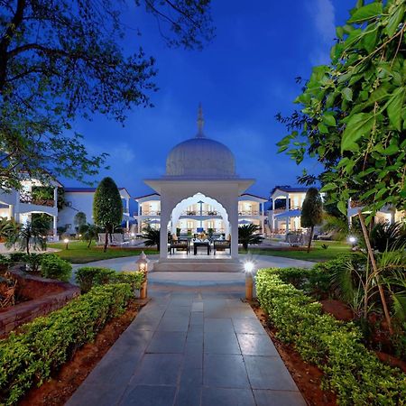Tiger Den Resort Khilchīpur エクステリア 写真