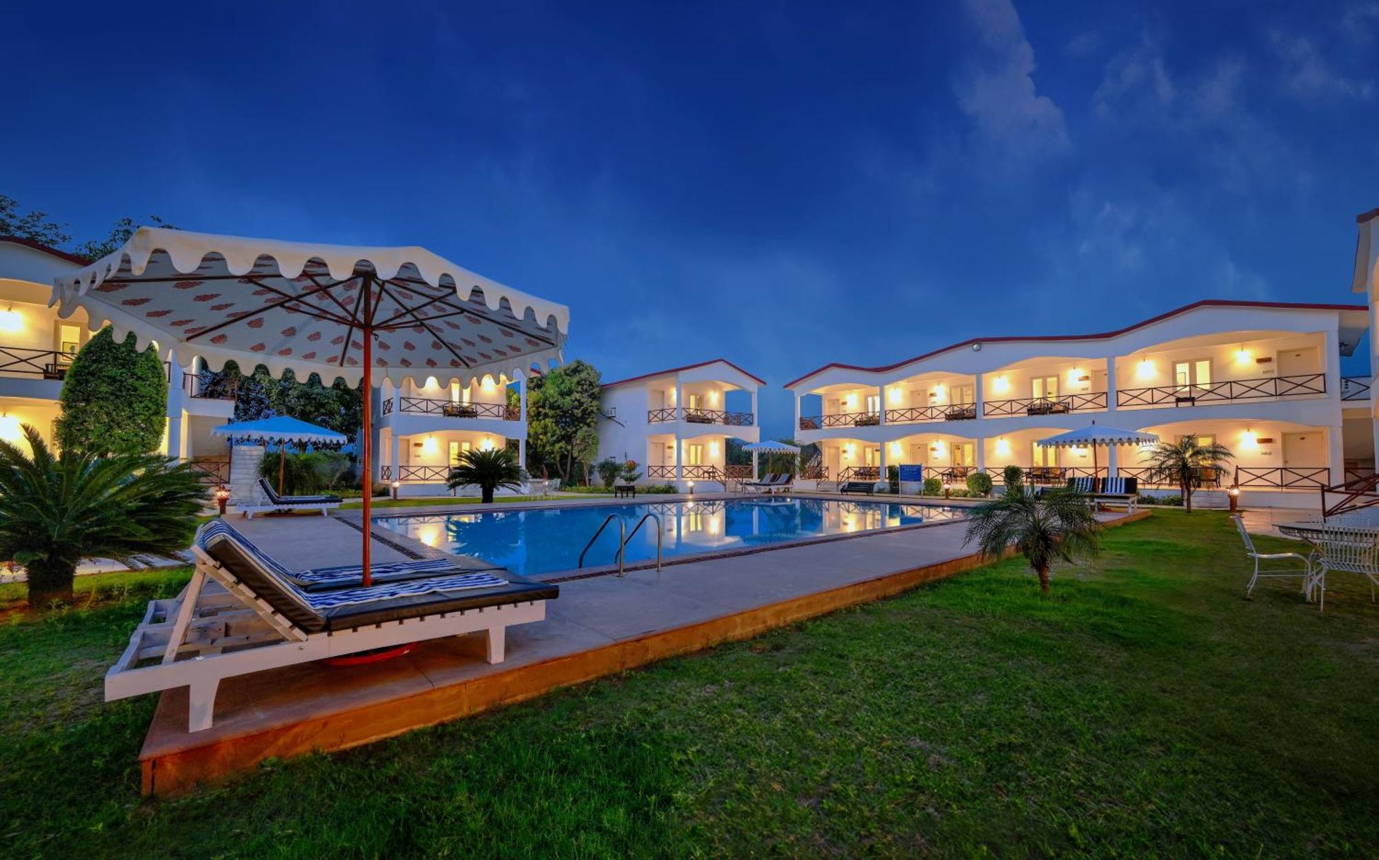 Tiger Den Resort Khilchīpur エクステリア 写真